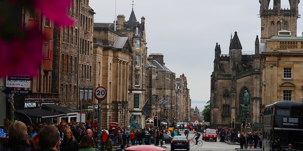taxi driver on a Glasgow street